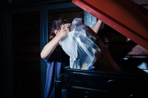 Choosing the best furniture disposal service locally